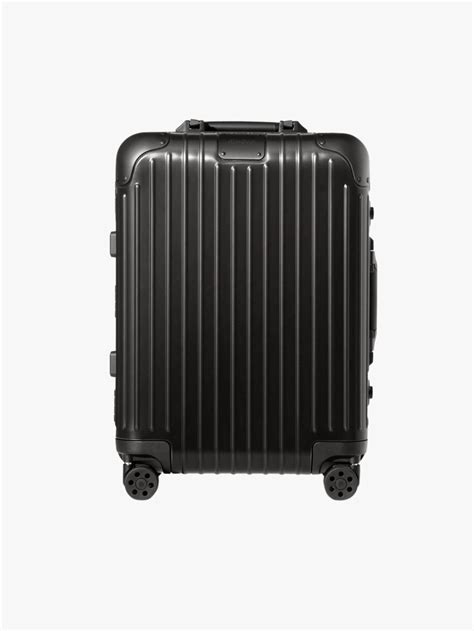 rimowa carry on dimensions